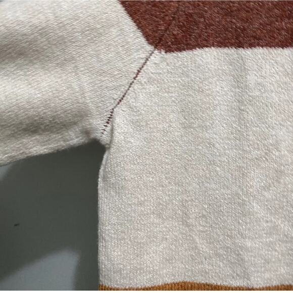 PINQUE Gina‎ Crew Neck Color block Sweater - Picture 6 of 6